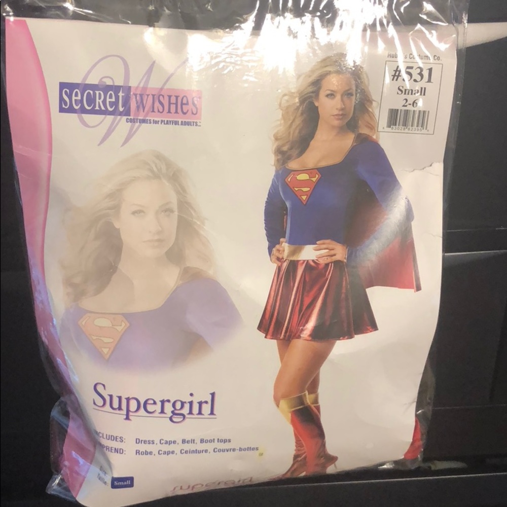 Supergirl halloween costume